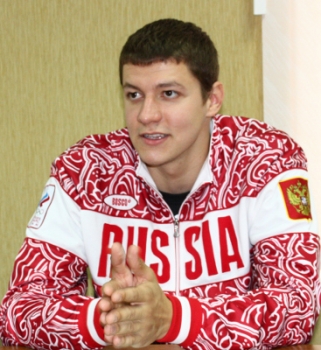 Ухтинский пловец Александр Сухоруков продолжит тренироваться в США