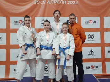 Сборная Республики Коми успешно выступила на Первенстве и Чемпионате СЗФО России по каратэ в Санкт-Петербурге