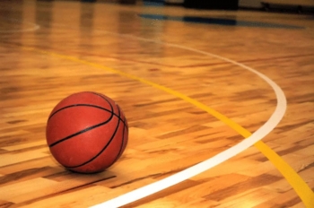 В Сыктывкаре стартовало Первенство Республики Коми по баскетболу