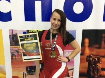 Светлана Касева из Республики Коми завоевала «золото» на Первенстве России по пауэрлифтингу