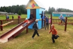  В п. Деревянск состоялось торжественное открытие детской спортивной площадки «Звездочка»