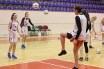 Баскетболистки и футболистки Сыктывкара провели совместную тренировку