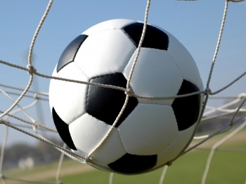 В Сыктывкаре завершился региональный этап международного футбольного фестиваля «Локобол-2014» среди юношей 2004 г.р.
