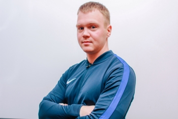 Полузащитник ХК «Строитель» Александр Воюшин уже в ближайшее время вернется на лед