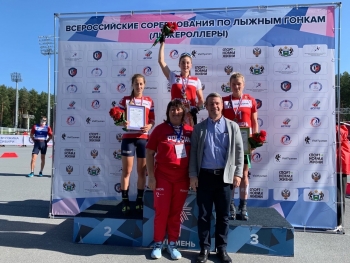 Юлия Ступак выиграла летний чемпионат по лыжероллерам в Тюмени