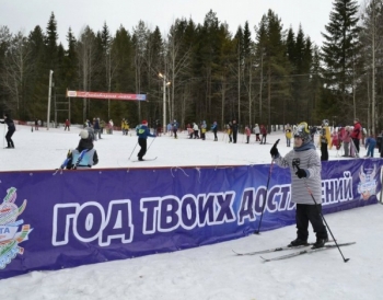 В Сыктывкаре прошел семейный «Лыжный праздник»