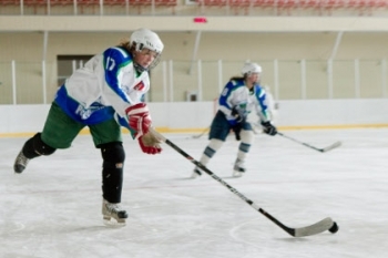 Ухтинские хоккеистки прервали свою безвыигрышную серию