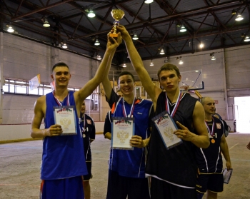 Ухтинские баскетболисты подключились к всероссийской акции «Оранжевый мяч»