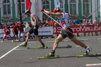«Серебро» Ивана Анисимова в лыжном спринте по Дворцовой площади Санкт-Петербурга 