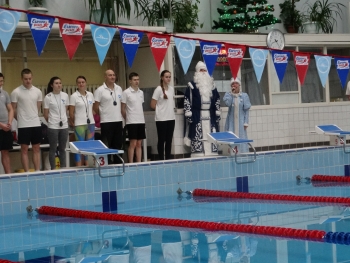 В Сыктывкаре прошли соревнования по плаванию на призы Деда Мороза