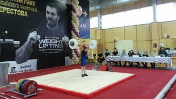 Роман Фролов из Сыктывкара установил рекорды на Всероссийском турнире по тяжелой атлетике в Чехове