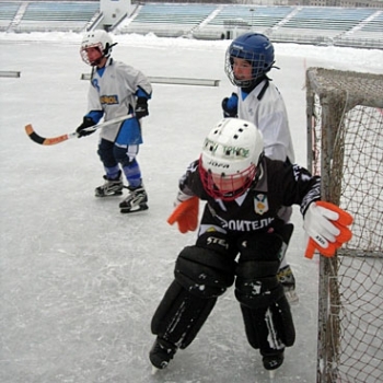 В декабре детско-юношеская школа по хоккею с мячом отметит 40-летний юбилей