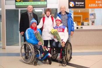 В Сыктывкара встретили паралимпийцев Марию Иовлеву и Ивана Голубкова