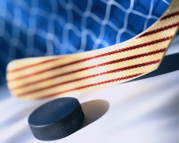 Хоккеисты Коми разыграли призы клуба «Золотая шайба»