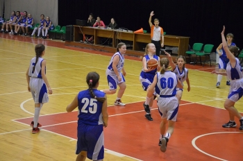 В Сыктывкаре стартовало первенство Республики Коми по баскетболу среди девушек