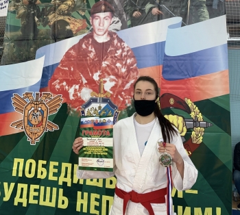 Спортсменка из Республики Коми завоевала серебряную медаль по рукопашному бою