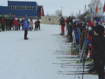 Для тренеров-преподавателей провели мастер-класс по технике конькового хода и подготовке лыжного инвентаря