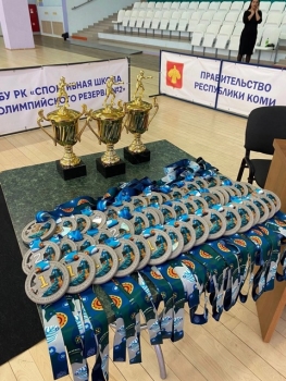 В Сыктывкаре прошли межрегиональные соревнования по боксу памяти Николая Сухих