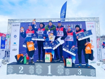 Ермил Вокуев и Дарья Канева победители Мурманского лыжного марафона