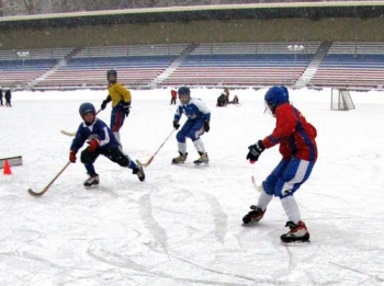 Сыктывкар примет турнир предварительного этапа Первенства России по хоккею с мячом среди юниоров 18−19 лет