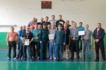 В Сыктывкарском Учебном Центре ФПС завершились соревнования по волейболу