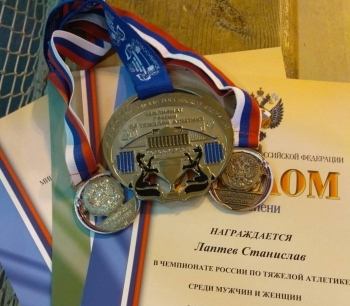 Тяжелоатлеты Коми собирают медали чемпионата России