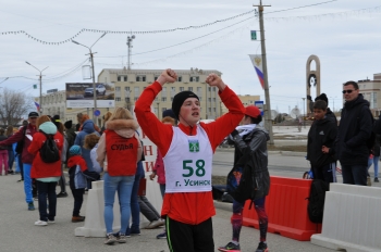 В Усинске прошел традиционный легкоатлетический пробег «Парма-Усинск»