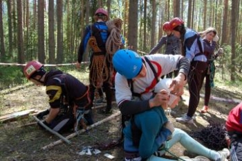 Три команды из Коми примут участие в XVIII межрегиональных соревнованиях «Школа безопасности» и в VIII межрегиональном полевом лагере «Юный спасатель»
